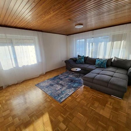 Zentrale, Helle Ferienwohnung 克赖尔斯海姆 外观 照片
